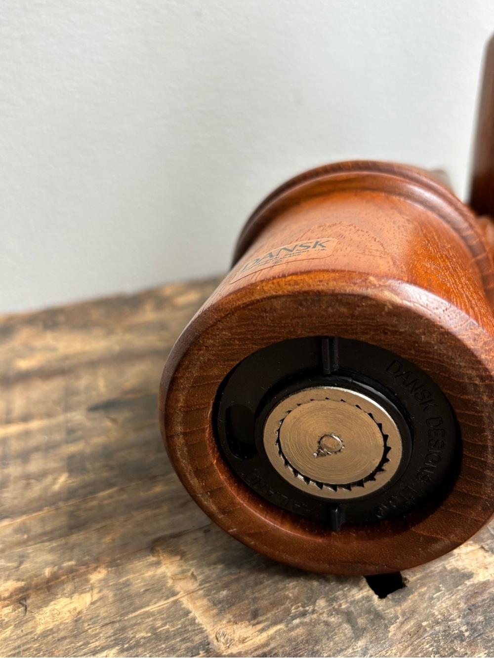 Dansk Vintage Teak Wooden Salt and Pepper Mills - Picture 4 of 11
